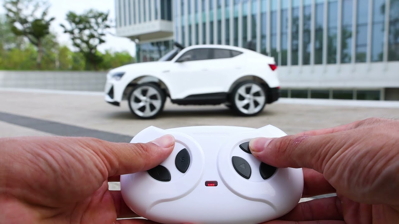 Premiera Audi E-tron dla dziecka - autko na akumulator od joy4kids.eu