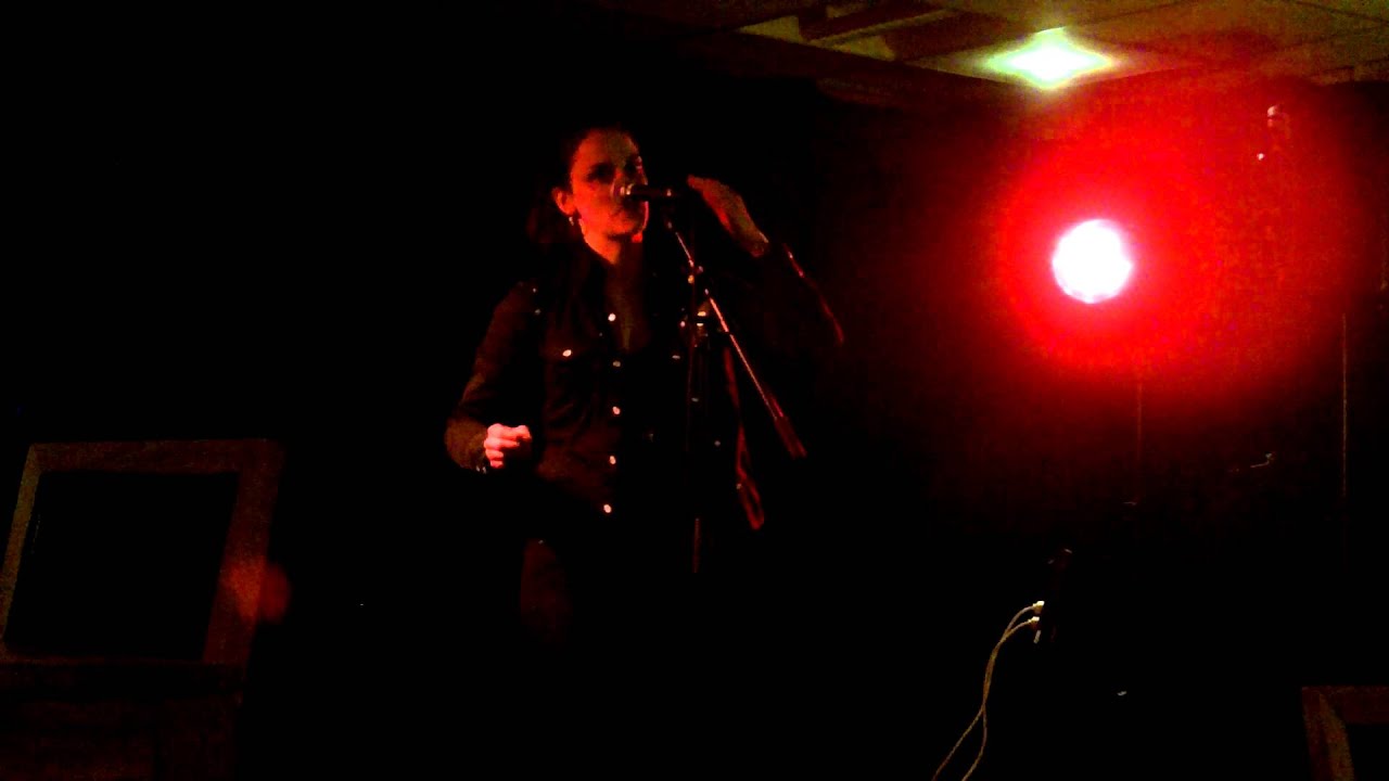 Bitterfittan - Therese Moberg (SM Poetry Slam 2014)