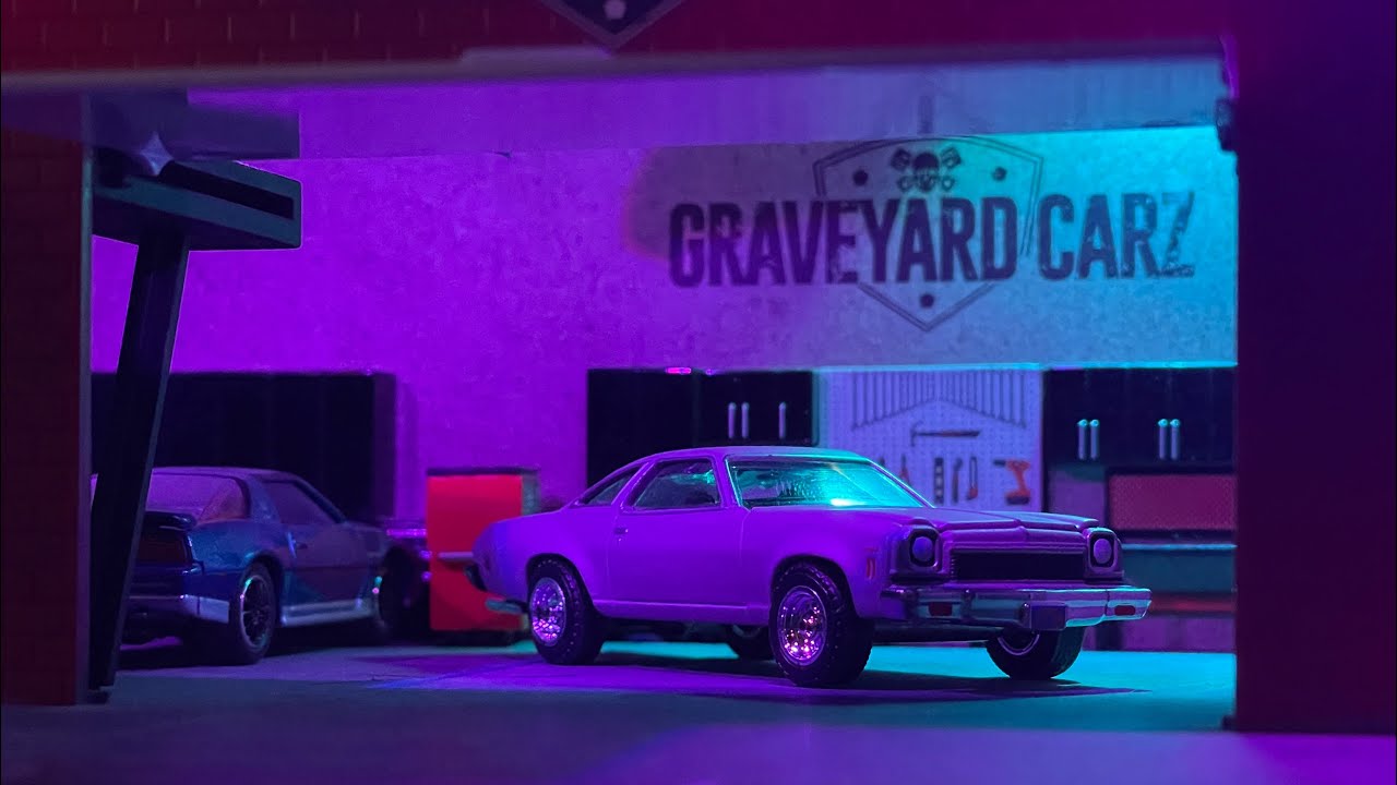 Greenlight Collectibles 1/64 1973 Chevy Chevelle Malibu. 