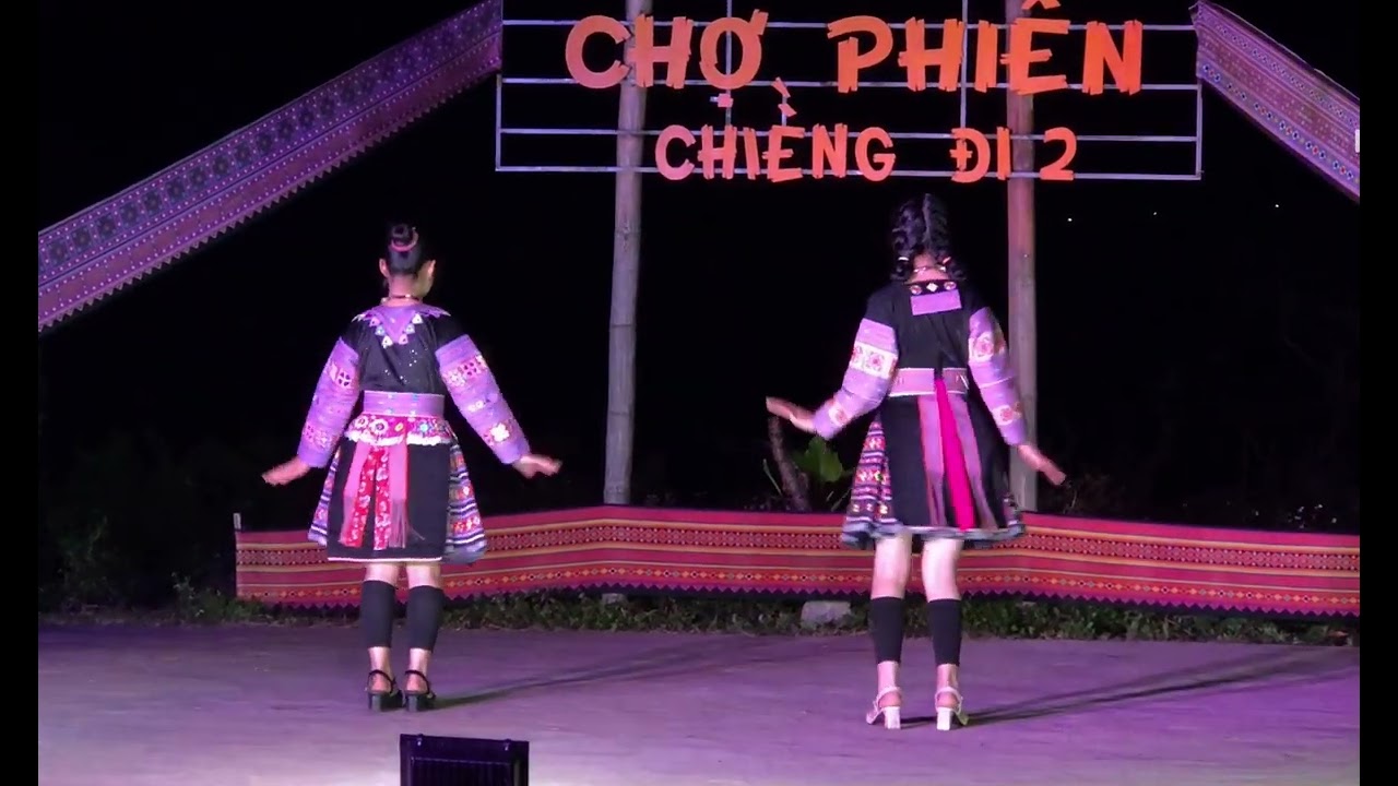 Nkauj Hmoob Dance 