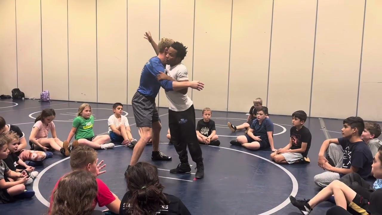 Youth Wrestling - Defending the headlock