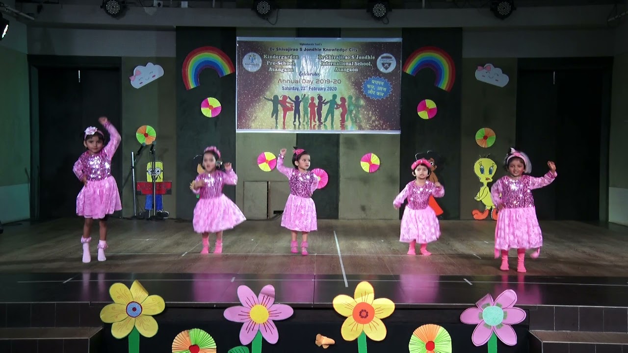 Annual Day 2019-20 I AM A BARBIE GIRL (Nursery)