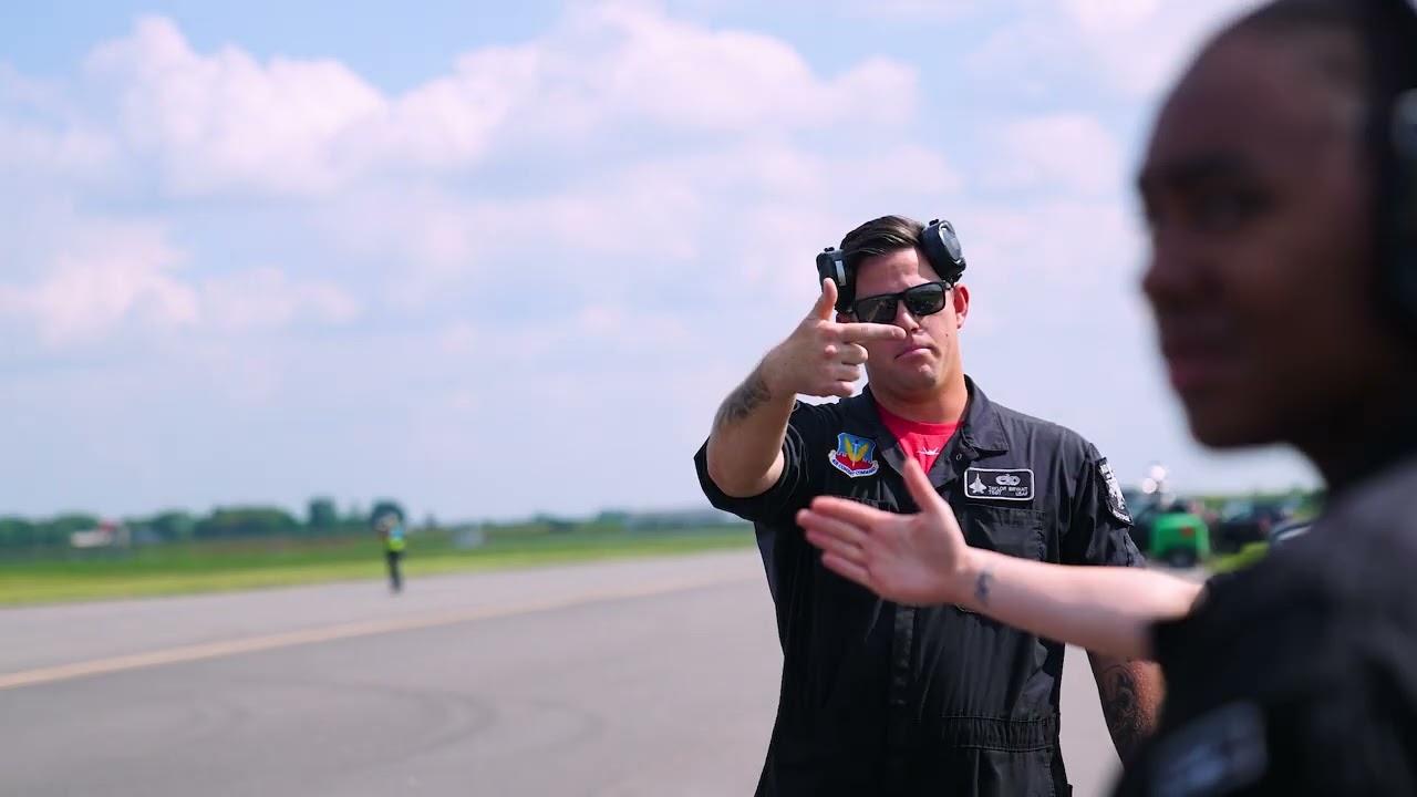 F-22 Raptor Demo - Twilight in the North