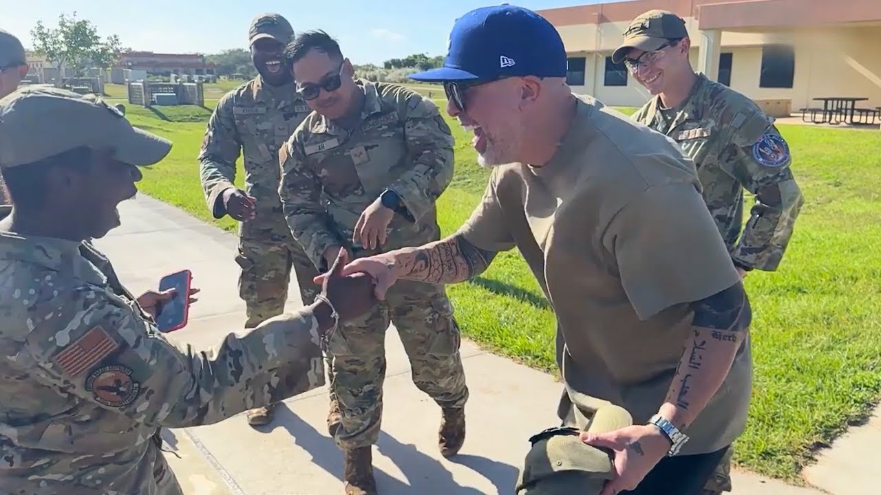 USO Entertainment Live Experiences for the People Who Serve