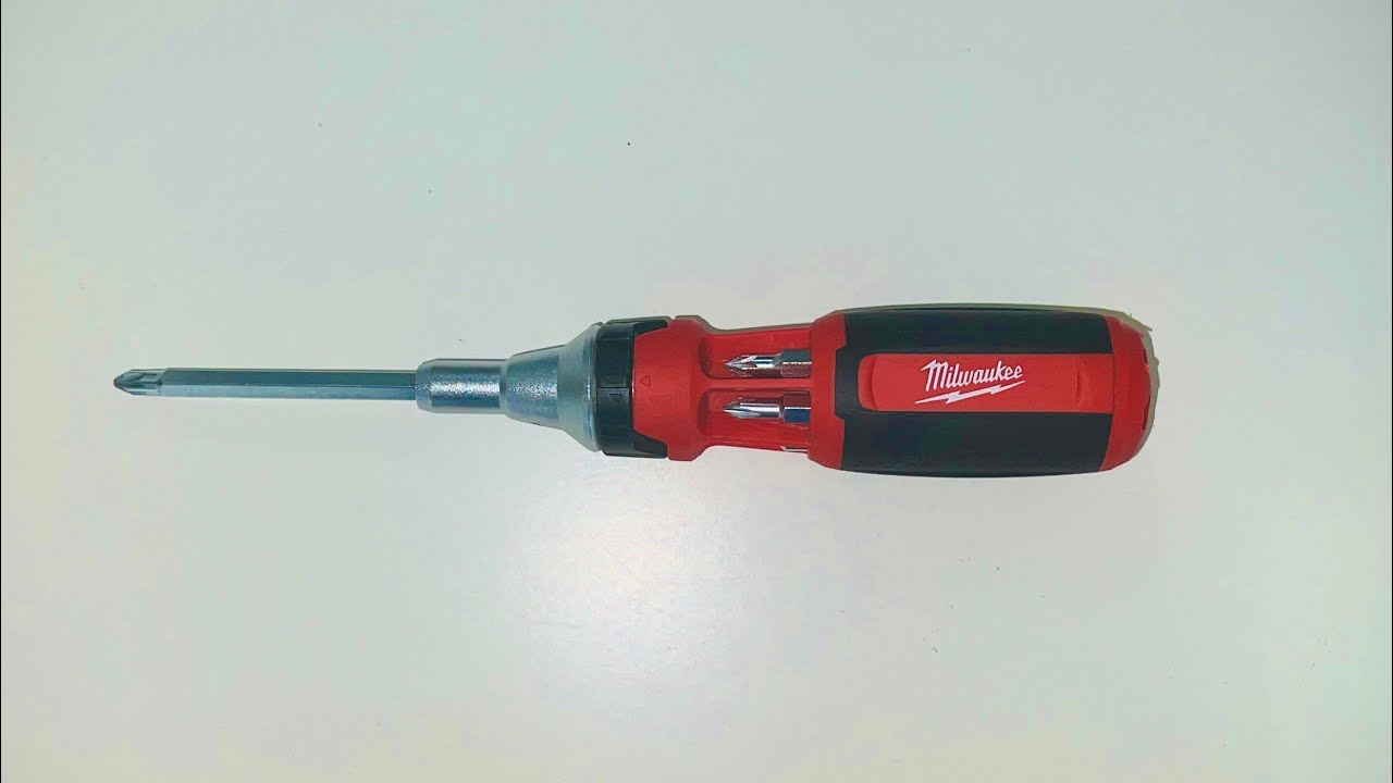 Универсальная отвертка с трещоткой 9 в 1 Milwaukee 4932471598
