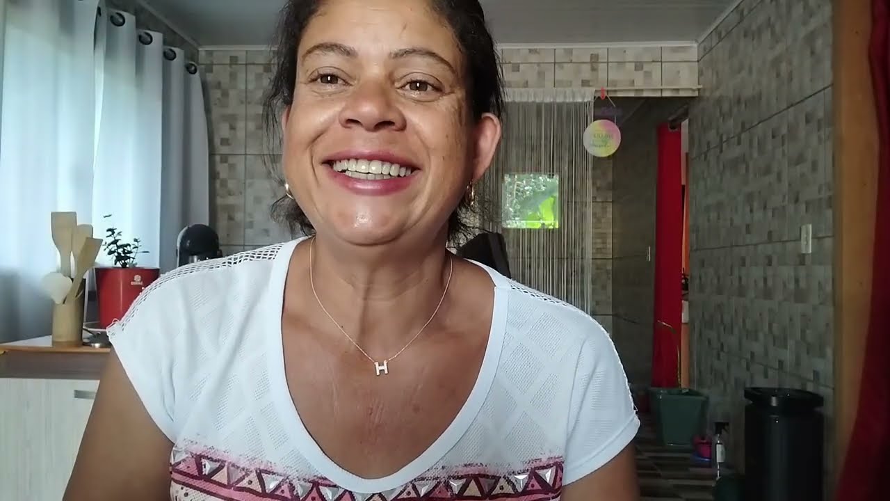 Meu sábado fazendo faxina lavando roupa sejam bem vindos a mas um vídeo espero que vcs gostem