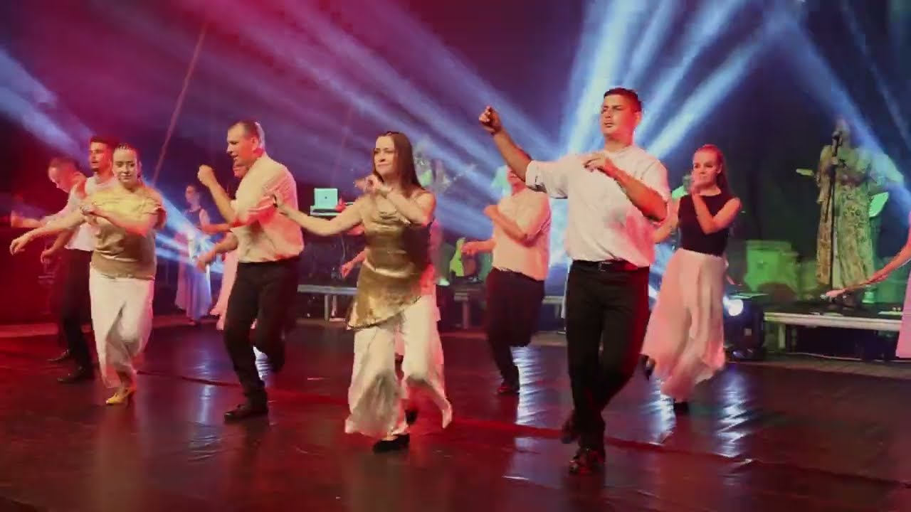 Add Már Uram Az Esőt - Ego Sum | Perkő Néptáncegyüttes - Live | Perkő