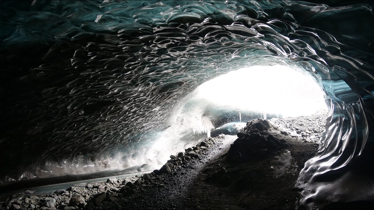 Iceland's Southern Coast Tour - Day 2 - Ice Caves, glaciers and Interstellar