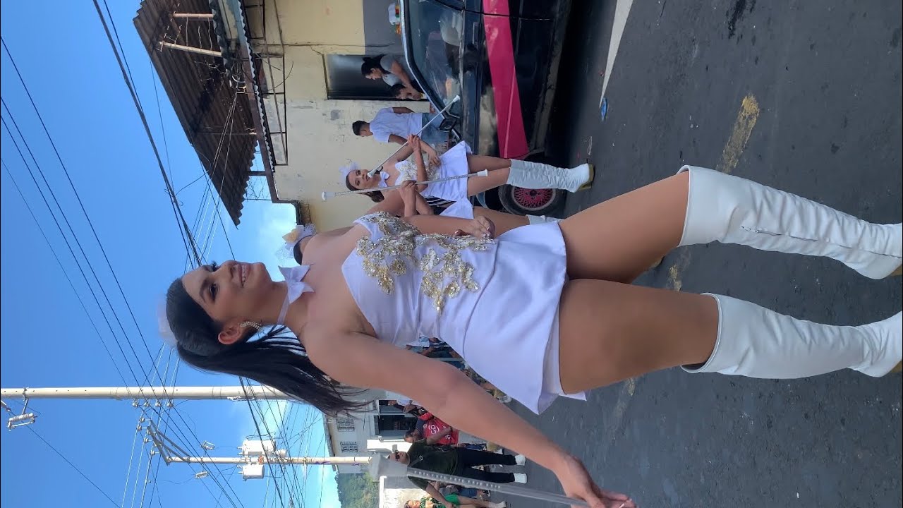 Valeria una chica muy atractiva del Municipio de Armenia en El Salvador