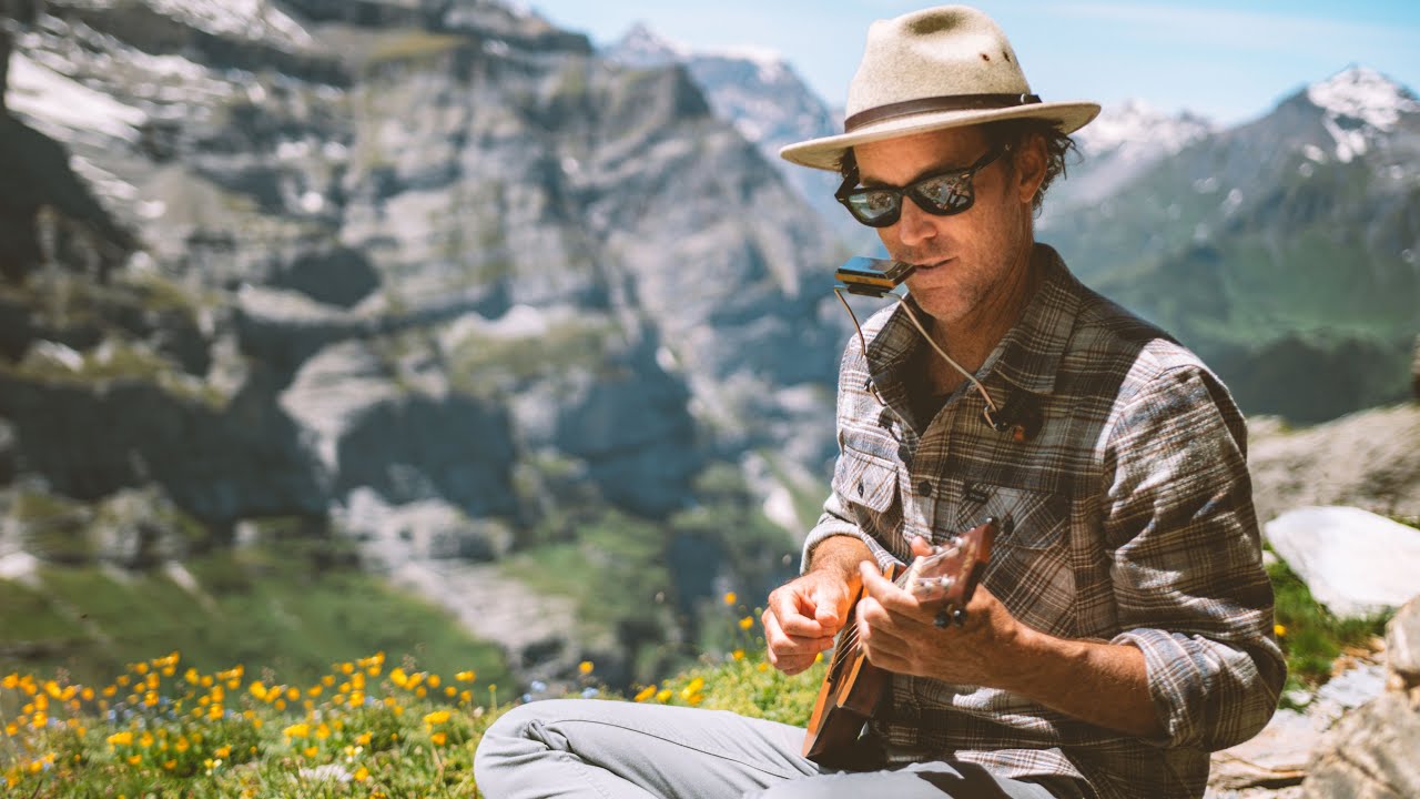 Chill tune with Harmonica & Ukulele - Juzzie Smith