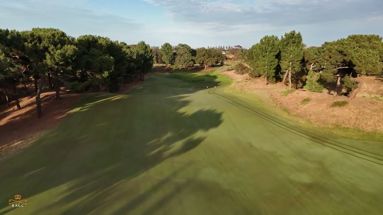 Hole 3 at The Royal Adelaide Golf Club