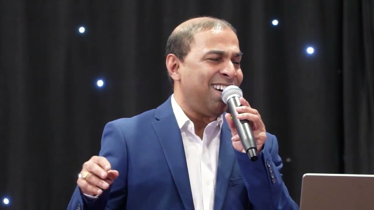 Muthaduthey Vignes Raagas Ponmaalaipozhuthu 2022