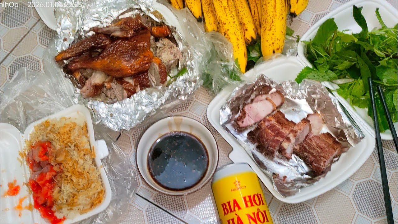 Món ăn ngon, thời tiết lạnh 13 độ,ăn thịt lợn nướng, thịt vịt nướng,uống bia,ngon tuyệt 
