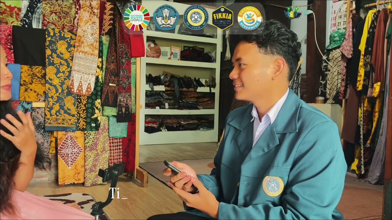 Jejak Perajin, Asa Generasi: Revitalisasi Batik Banyuwangi - PDB Universitas Airlangga 2025