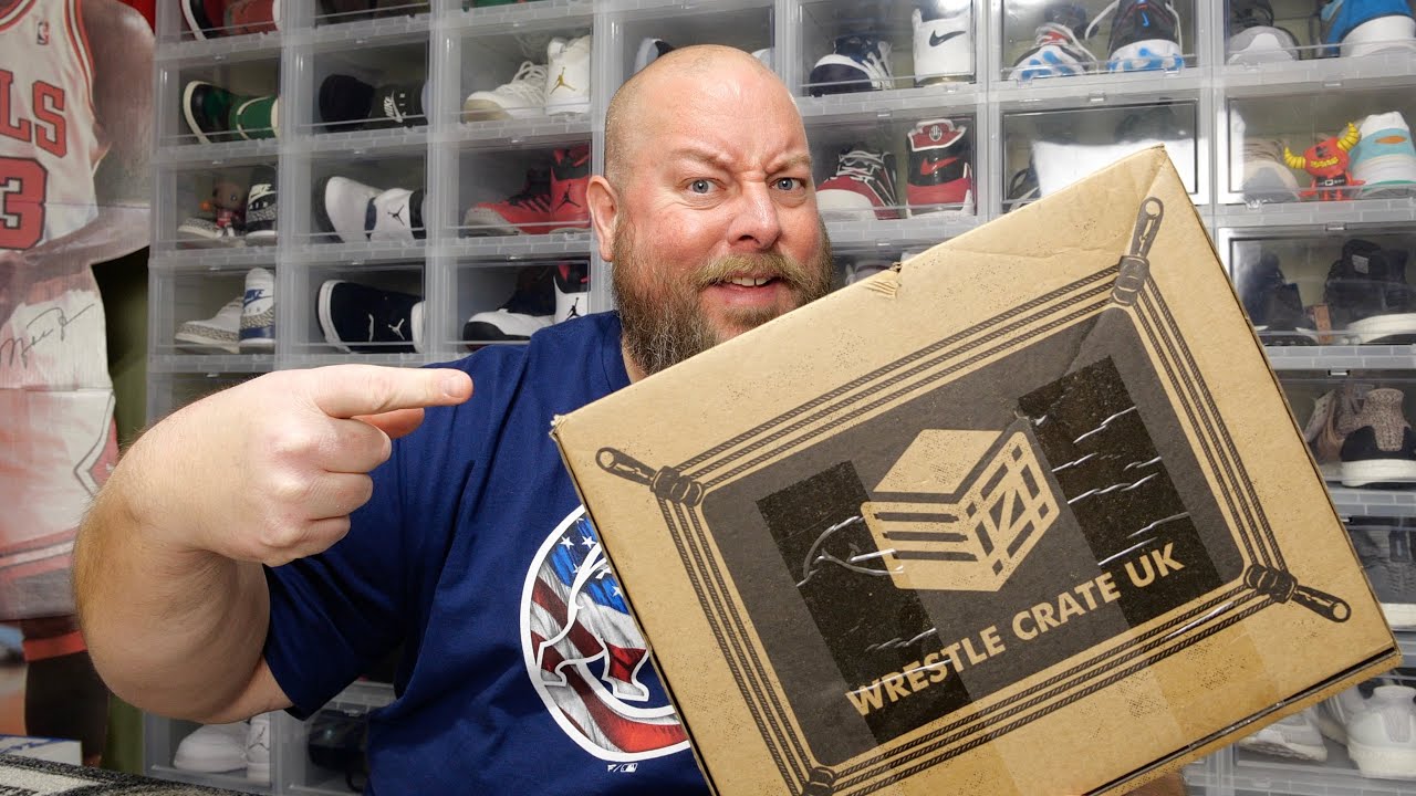 Cracking the WRESTLE CRATE UK Mystery Box- WWE vs. AEW Box?