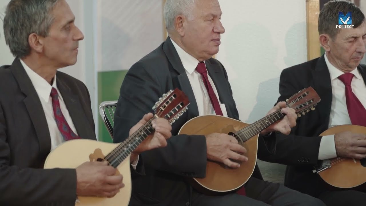 Sfânt, sfânt, sfânt! - Orchestra de mandoline | Muzica ProiectM