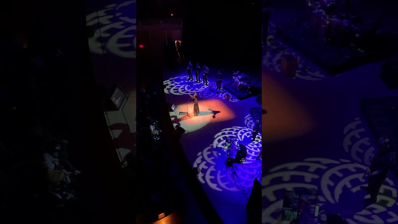 Marisa Monte - Show Portas  #marisamonte #portas #braziliansinger #brazilian #music #strathmore