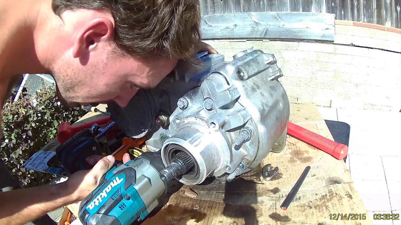 Transfer Case Rebuild (LT230SE): Part 1 Teardown