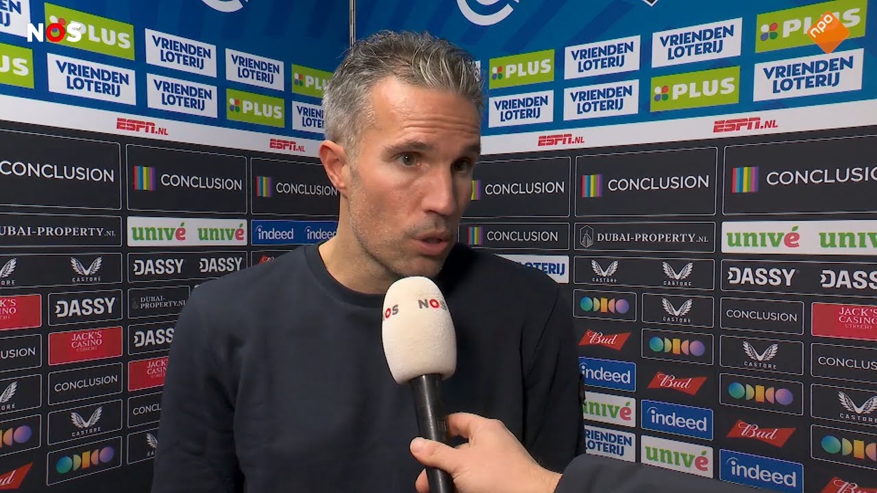 Van Persie over BEDREIGINGEN Te Kloese: 