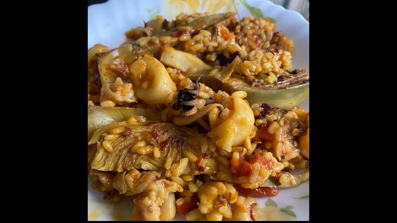 Arroz con sepia y alcachofas