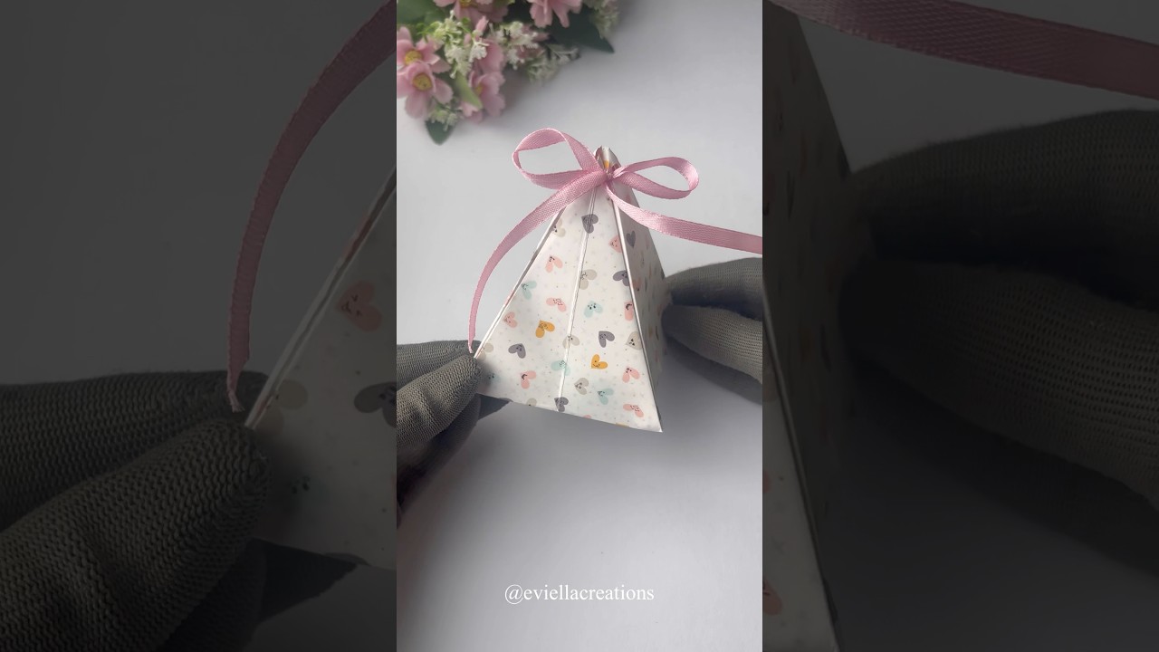 Easy gift wrap idea 🎀✨