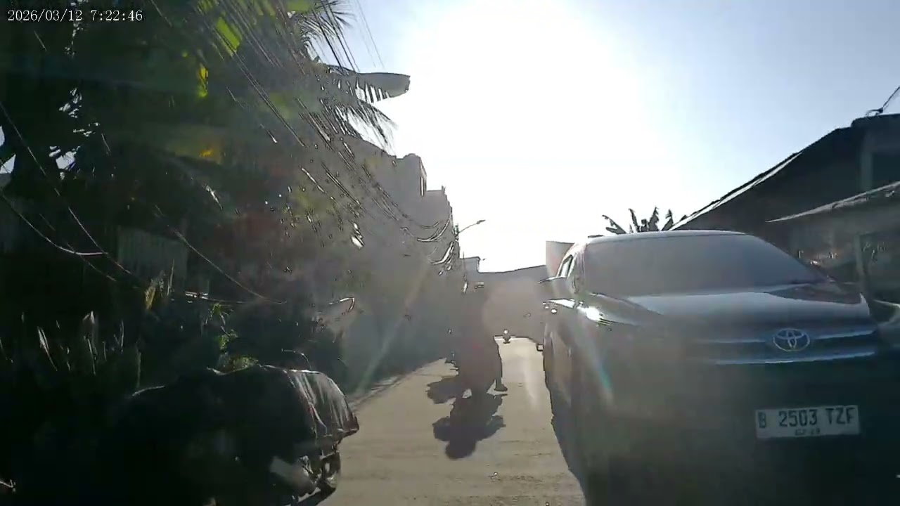 Lagi sepedahan di jln melati  bahari timur brica AE3X