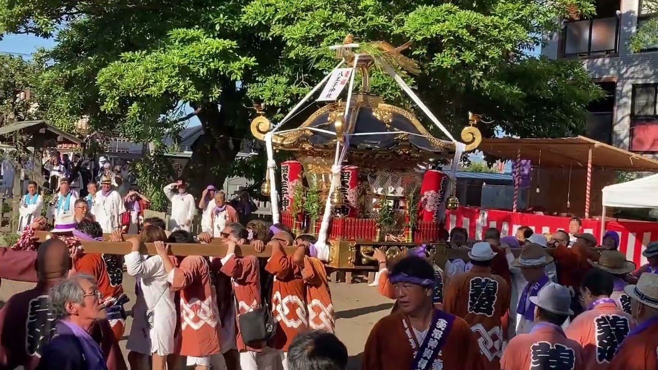 令和7年度茅ケ崎菱沼八王子神社祭礼　神輿宮出し風景