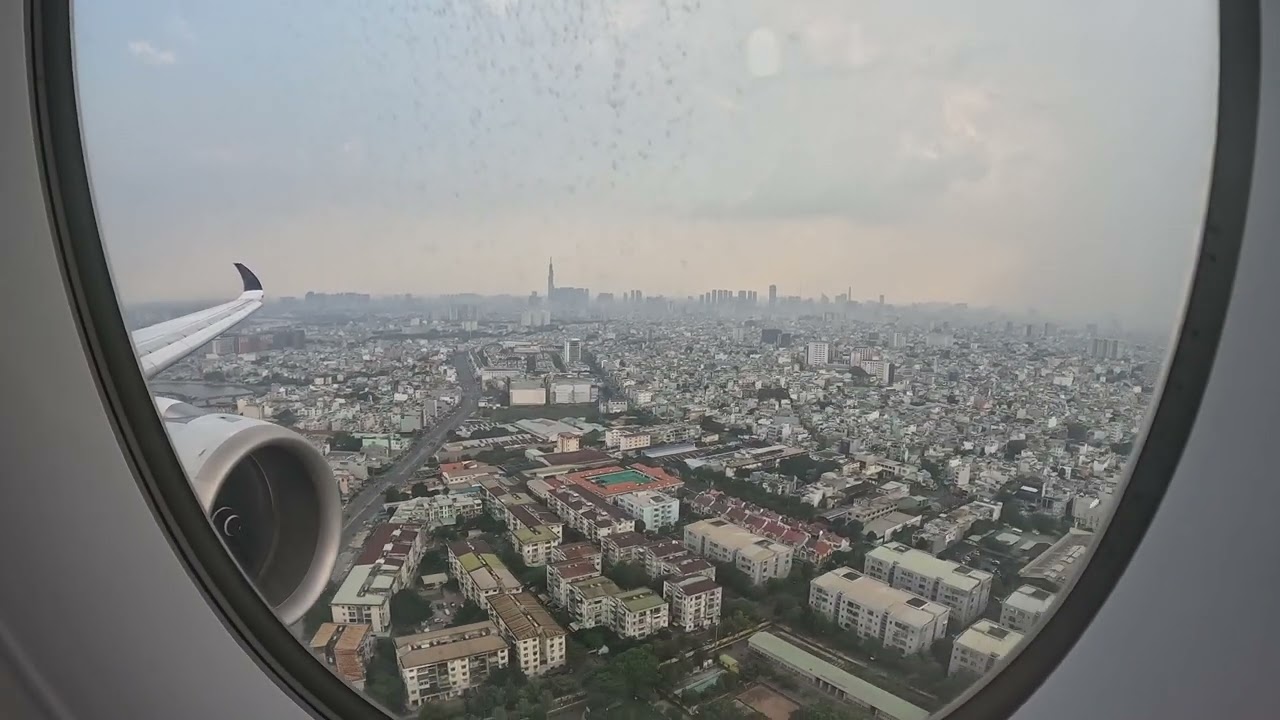 Singapore Airlines A350-900 SQ184 Landing in Ho Chi Minh City
