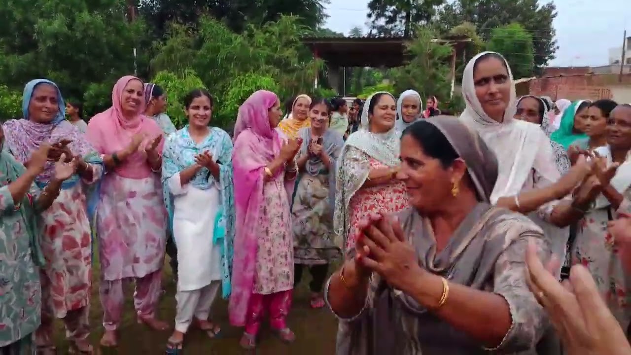 ਰਾਏਸਰ ਪੰਜਾਬ ਦੀਆਂ ਤੀਆਂ ਵੀਡੀਓ ਦੇਖ ਕੇ ਮਨ ਖੁਸ਼ ਹੋਜੂ#boliyan #teej #teeyan #gidda #vlog #vlogger #video 