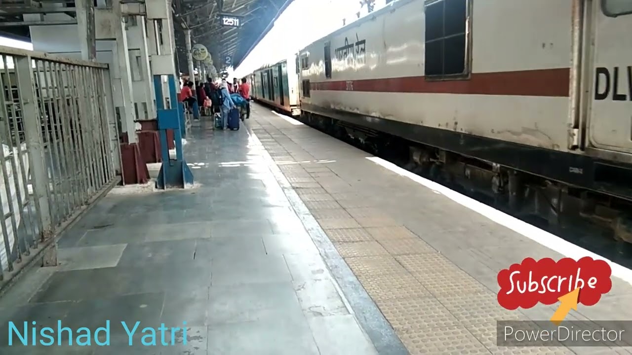 Kochuveli Raptisagar Express - 12511 || Arrving in Kanpur Central @nitinthemastermind
