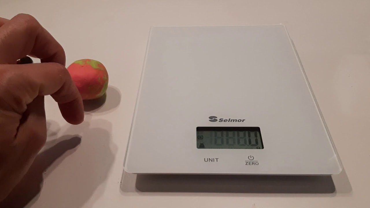 האם מסה של גוף משתנה בעקבות שינוי צורה?