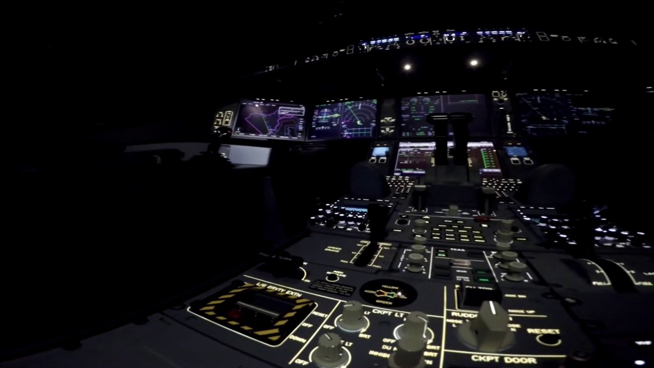 The XWB-Files - Nightlife of an Airline Pilot
