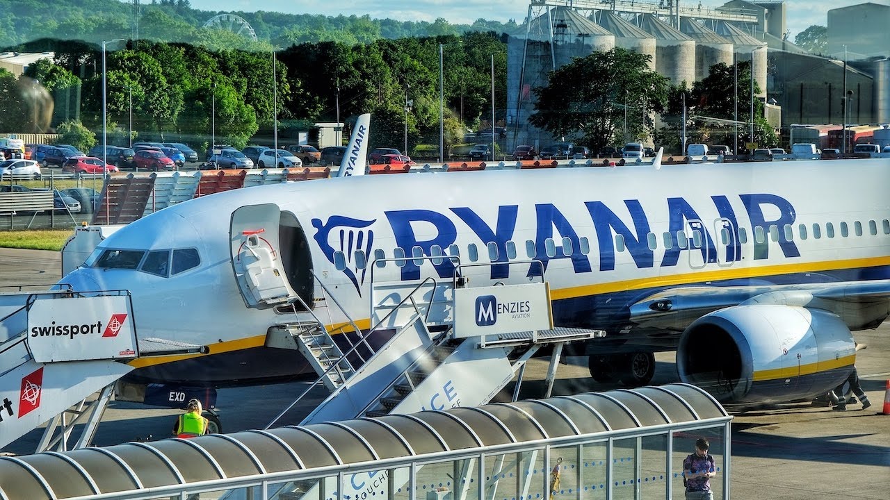 Ryanair | FR815 Edinburgh to Dublin - Boeing 737-800