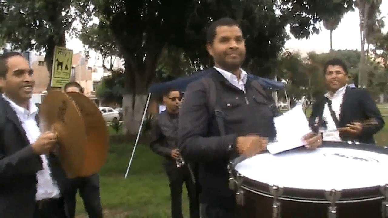 Marinera norteña SACACHISPAS Y PILSEN TRUJILLO Banda en directo Chorrillos Lima Peru 2019