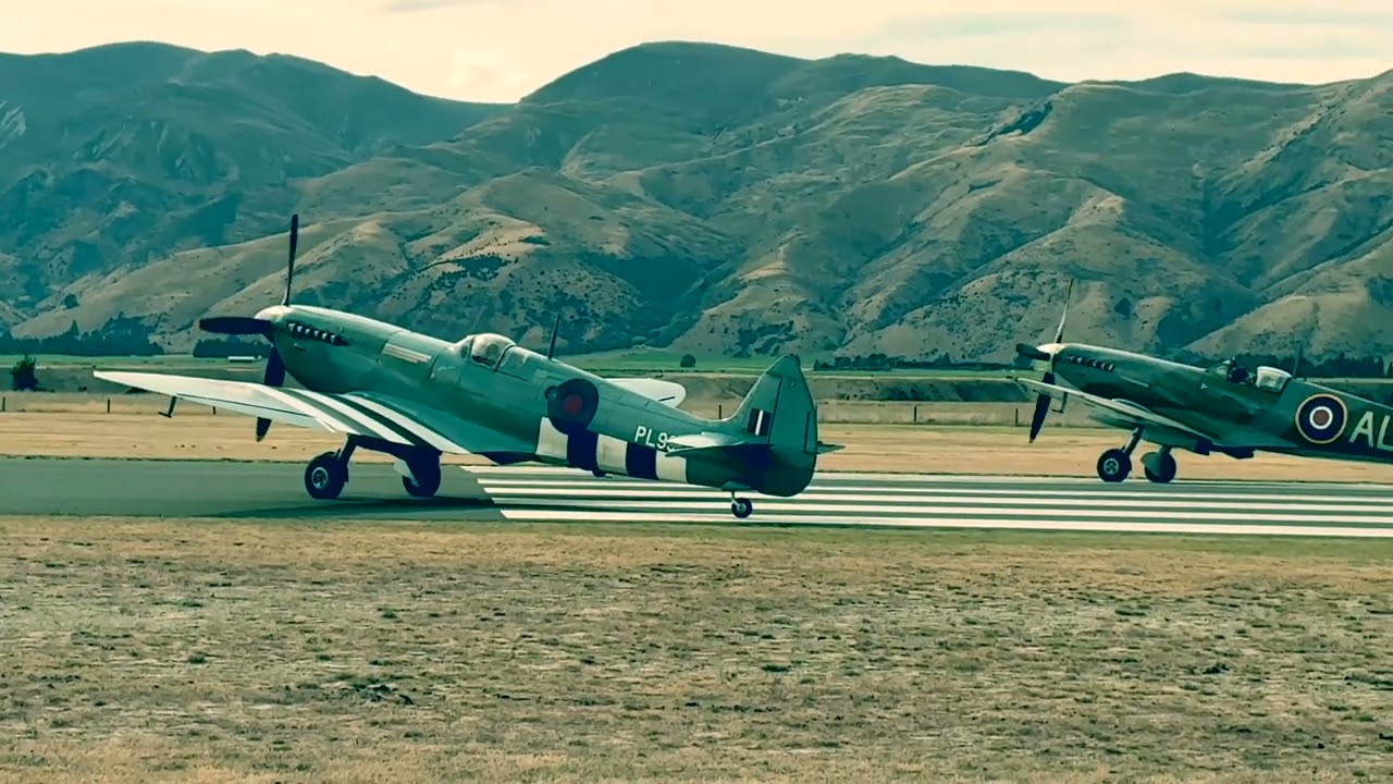 Spitfires at Wanaka Warbirds 2026, warbirds, spitfire
