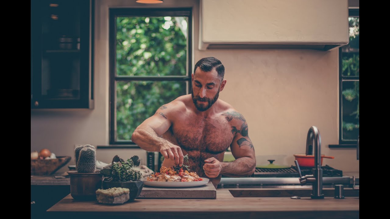 THE BEAR-NAKED CHEF TEASER - HD