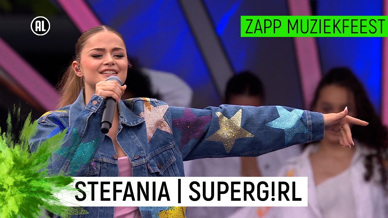 STEFANIA - SUPERGIRL | Zapp Muziekfeest op het Plein | #20 | NPO Zapp