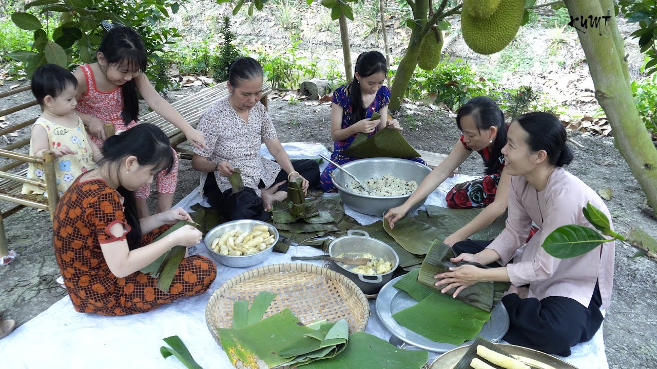Nồi Bánh Tét Đêm Giao Thừa của Người Mẹ Miền Tây | Ký Ức Miền Tây