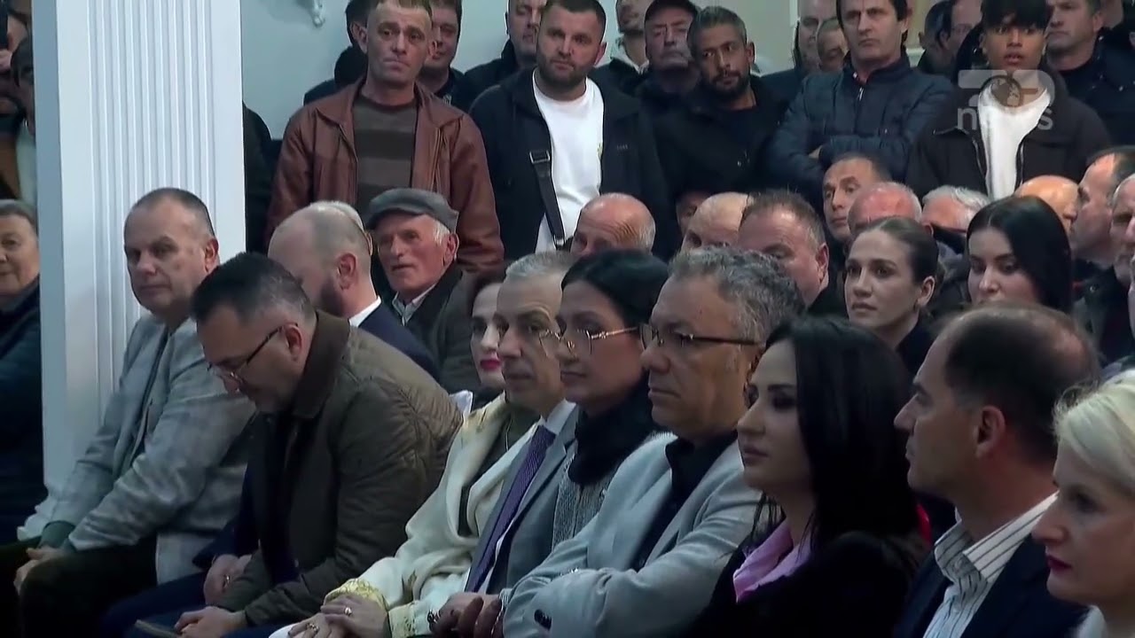 Top News- “Përballje dhëmbë për dhëmbë”, Berisha në Durrës: U përmbytët nga korrupsioni