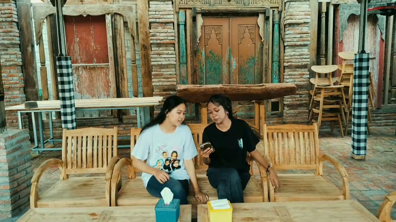 Project PKWU "Dino Craft Studio"
