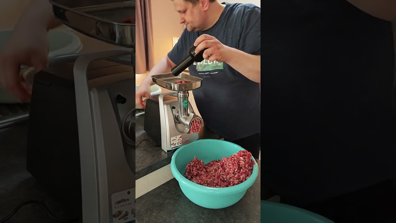 Мясорубка электрическая BOSCH MFW68640