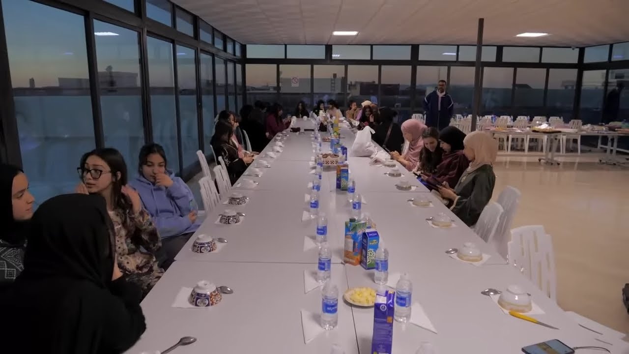 الإفطار الجماعي والأمسية الرمضانية بمدرسة المستكشفين الشباب - رمضان 1447