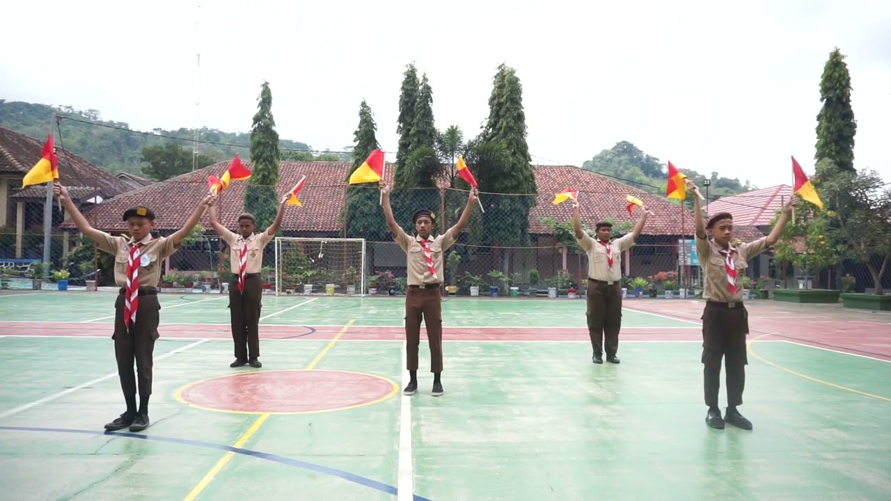 Semaphore Dance Dewan Ambalan SMK N Jenawi Putri
