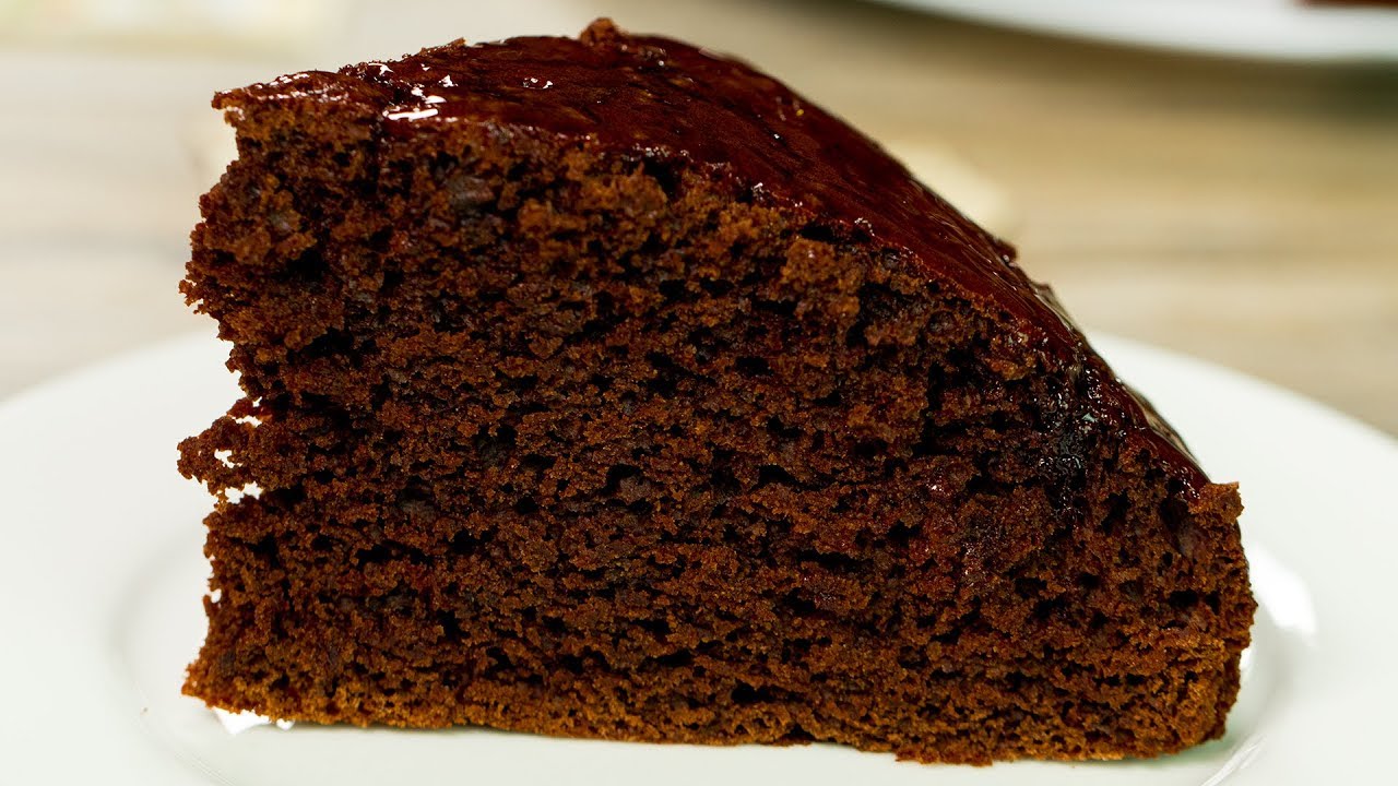 Un desert perfect,fără lapte și ouă,gata &icirc;n doi timpi și trei mișcări -chec de ciocolată!| SavurosTV