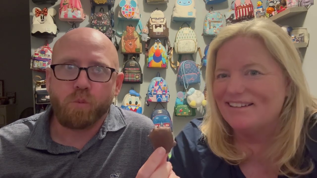 Canadian Snacks Taste Test! 🇨🇦 Cookies, Popping Candy & Turtles 
