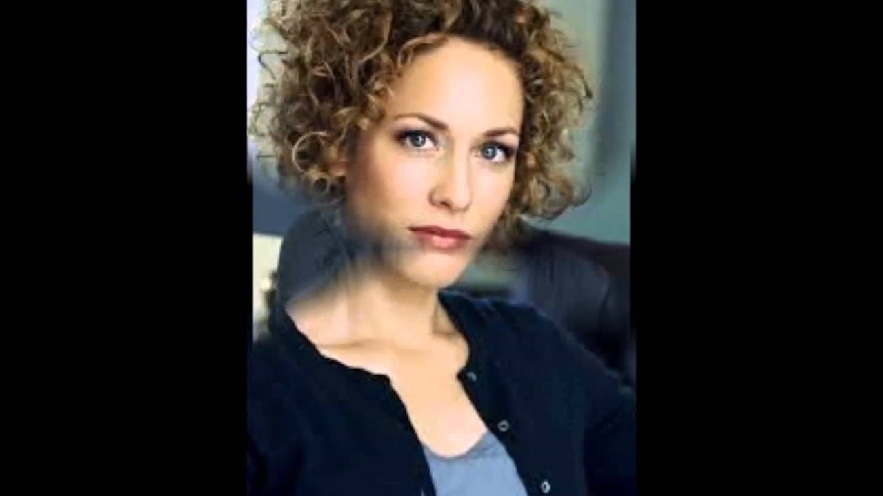 CLAUDIA HIERSCHE