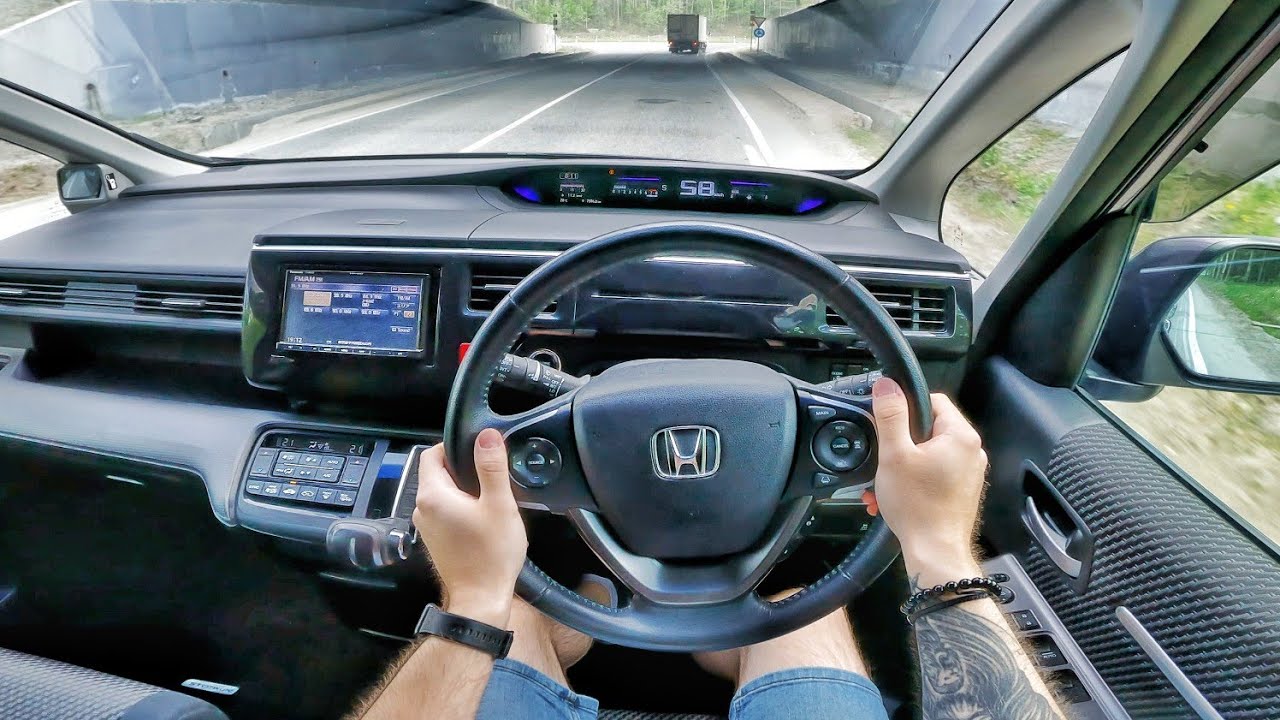 2015 Honda StepWGN 1.5 CVT - ОБЗОР И ТЕСТ-ДРАЙВ ОТ ПЕРВОГО ЛИЦА