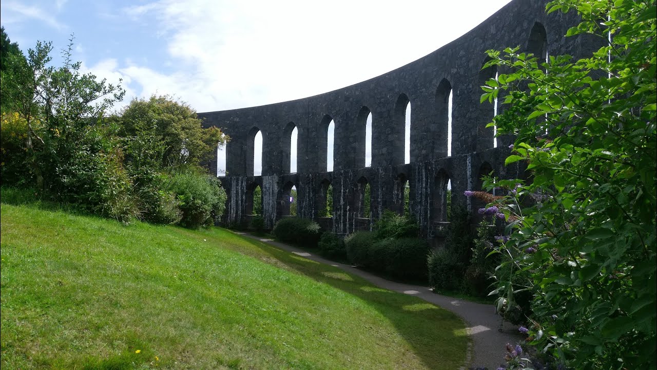 The Story of McCaig's Tower in Oban | Scotland's History