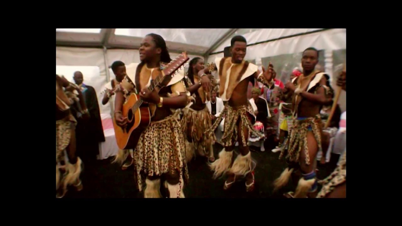 Amagcokama -  Abuyile Amagcokama (Official Music Video)