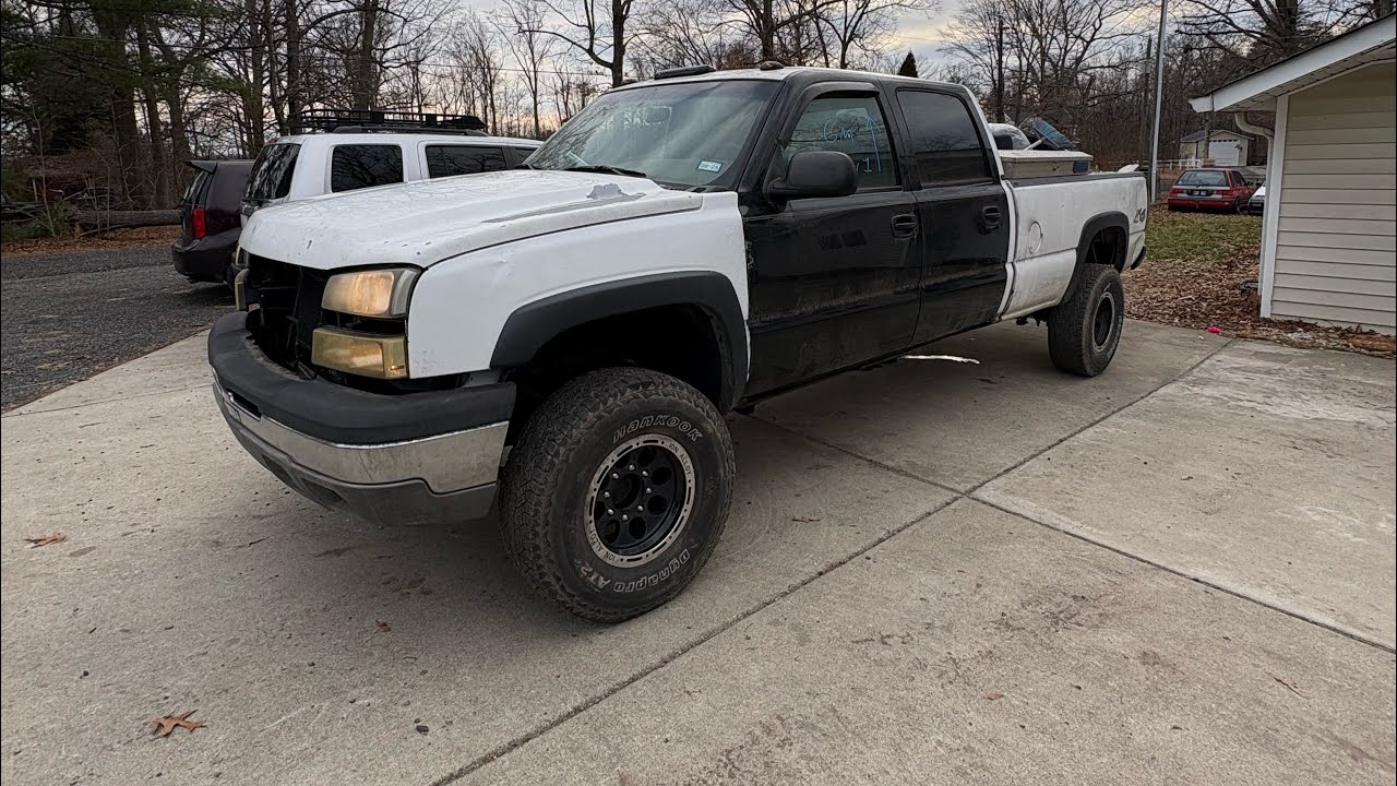 Truck build (part 2) new doors + painting door jams for the low!!!!!!